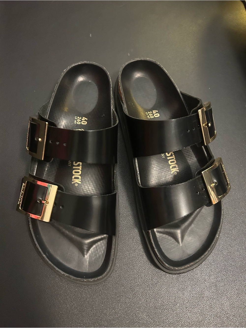 Arizona Droplet Buckle Patent Leather Sandals - Picture 4 of 12